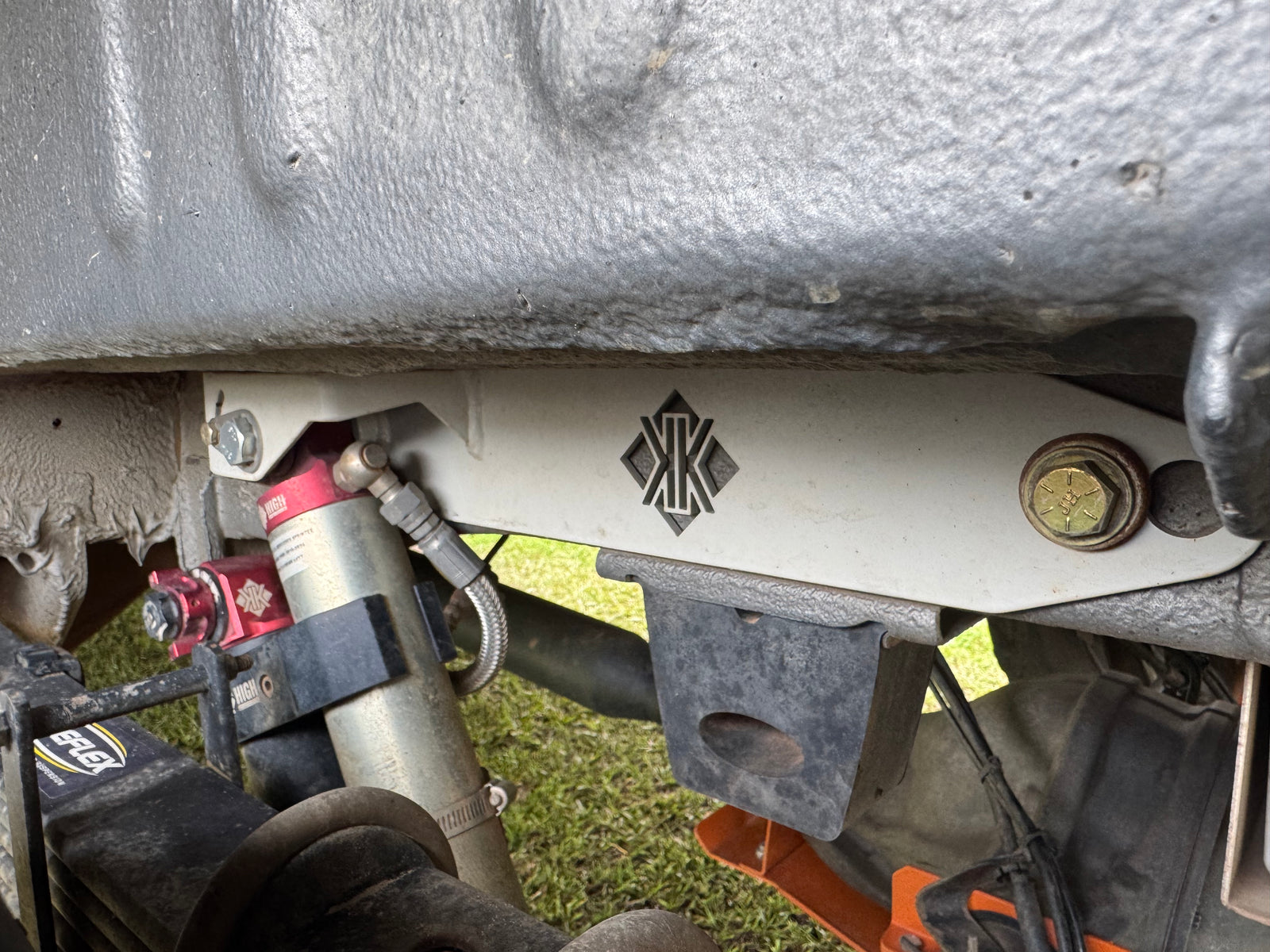 KK - Outback Double Shear Brackets for rear Shock Absorbers