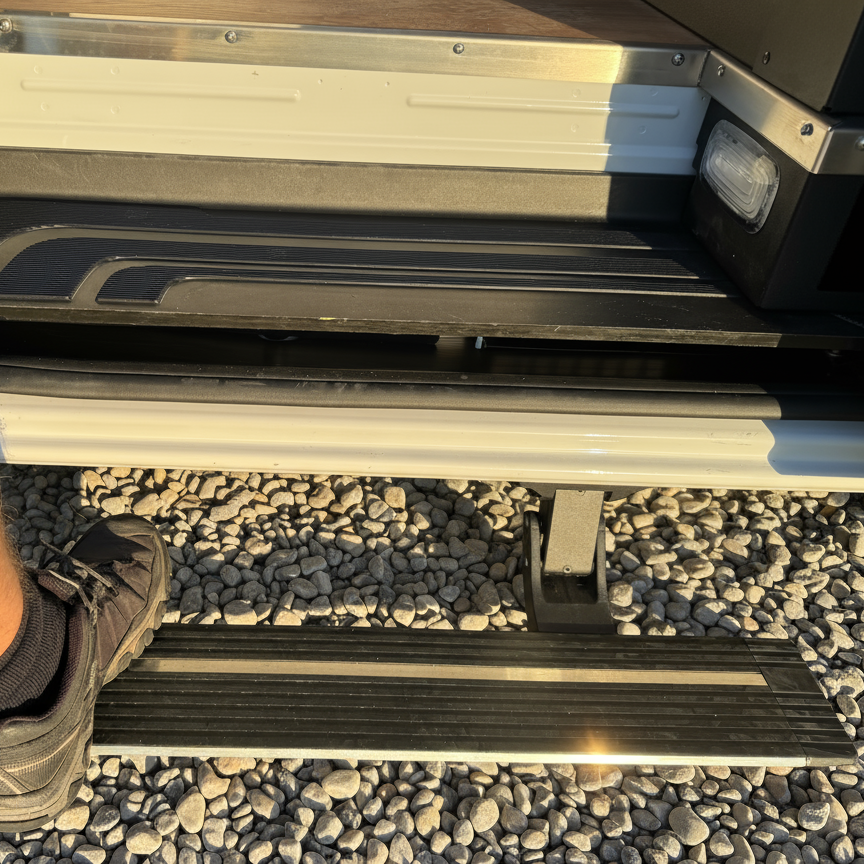 KK Electric Automatic Side Steps - Rock Sliders